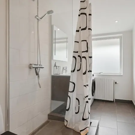 Apartamento 2 Bedroom Lovely In